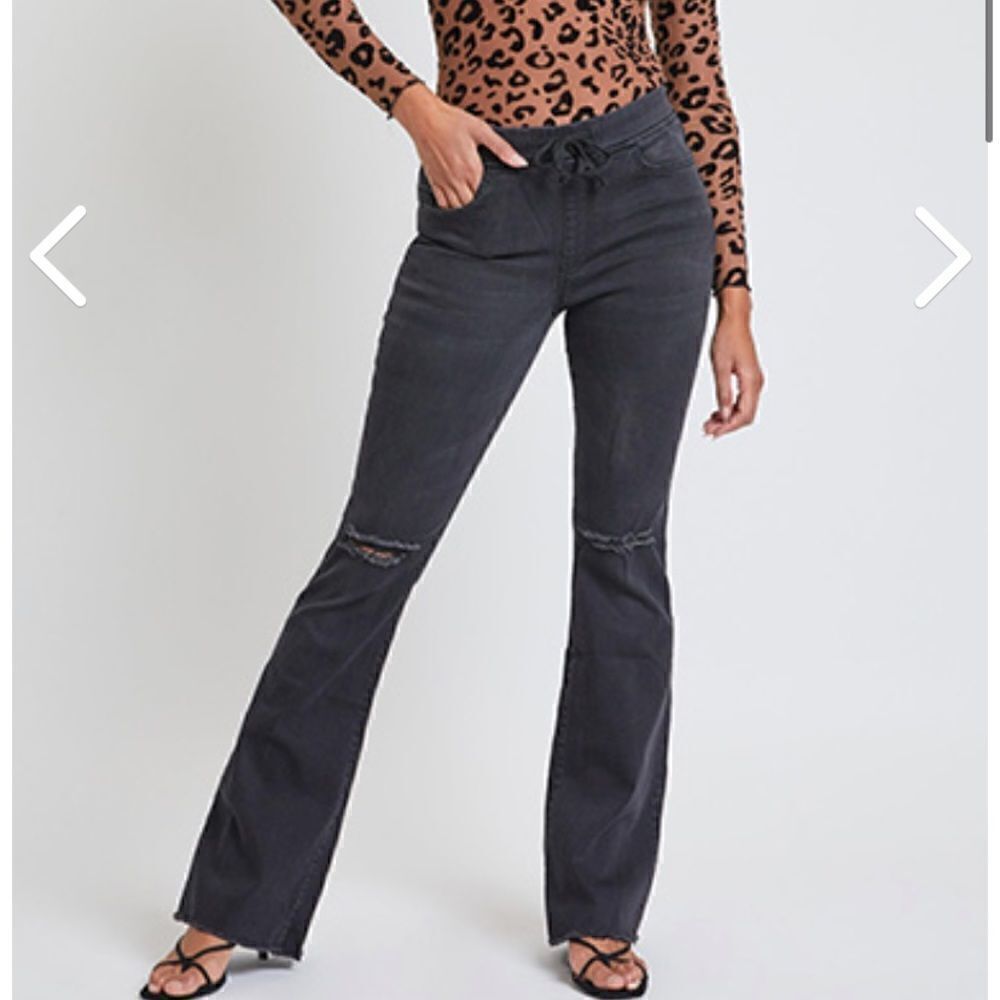 YMI Flare Jogger Black Pants NWT Womens